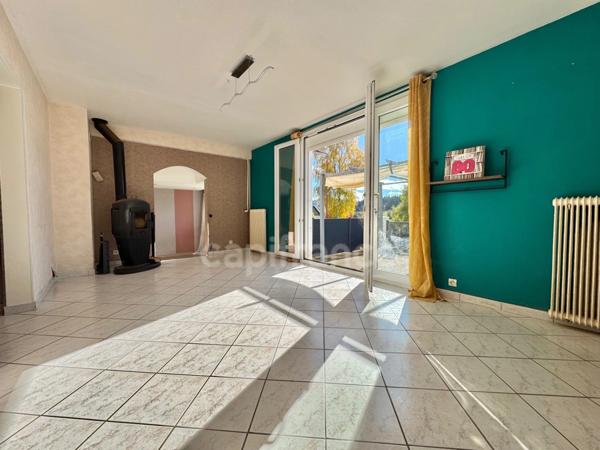 MAISON MITOYENNE 115 M2, TERRAIN CLOS DE 588 M2, 3 CHAMBRES DONT UNE AVEC DRESSING, BUREAU, TERRASSE DE 30 M2, TERRASSE COUVERTE DE 50 M2, CAR PORT, FIBRE, POMPE À CHALEUR, CHARPENTE/COUVERTURE OK