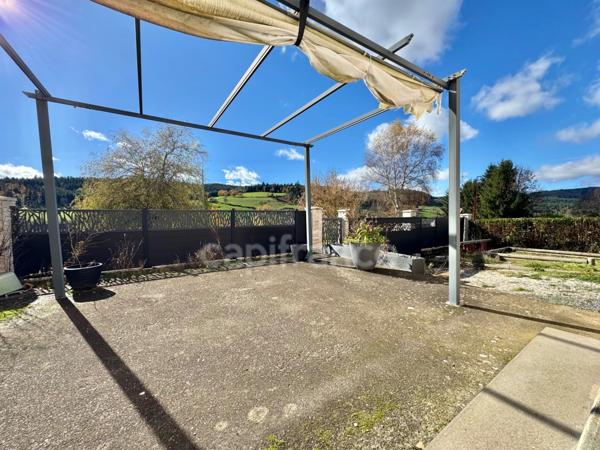 MAISON MITOYENNE 115 M2, TERRAIN CLOS DE 588 M2, 3 CHAMBRES DONT UNE AVEC DRESSING, BUREAU, TERRASSE DE 30 M2, TERRASSE COUVERTE DE 50 M2, CAR PORT, FIBRE, POMPE À CHALEUR, CHARPENTE/COUVERTURE OK