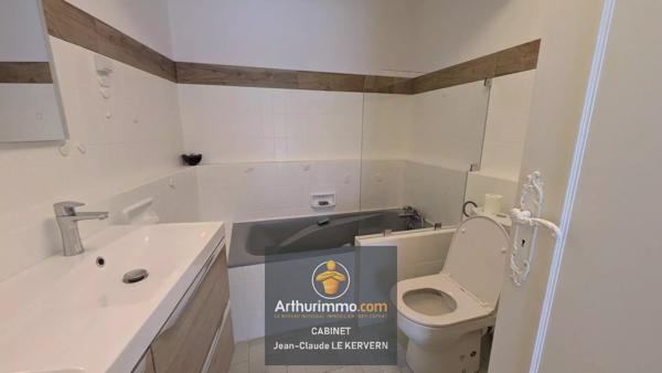 Location                                                      Appartement
                        
                     3 pièces                      103 m2                     à Saint-Quay-Portrieux