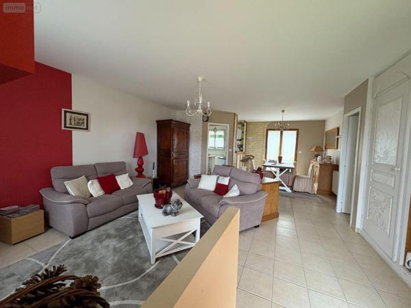 Maison à vendre à Argenton-sur-Creuse dans l'Indre (36200), ref : 037/2696