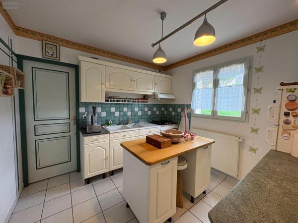 Maison à vendre à Argenton-sur-Creuse dans l'Indre (36200), ref : 037/2696