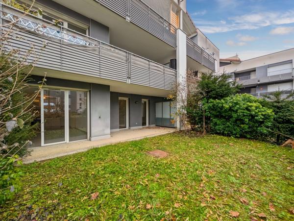 Dpt Haute Savoie (74), à vendre REIGNIER ESERY - Appartement T3 de 62 m2 en rez de jardin au calme