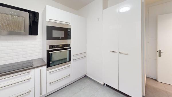 Appartement
         3 pièces
        - 66 m² Exclusivité 610 000 € *