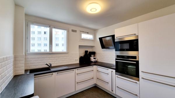 Appartement
         3 pièces
        - 66 m² Exclusivité 610 000 € *