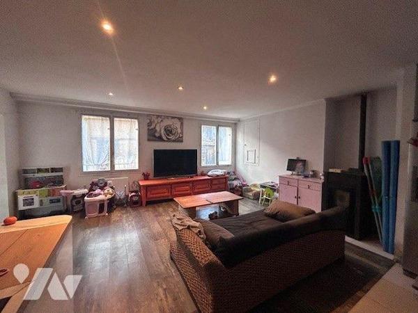 Maison à Vendre à Évran (22630).

Cette maison possède une surface habitable de 92 mètres car...