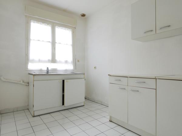 Maison
         3 pièces
        - 54 m² 270 000 € *