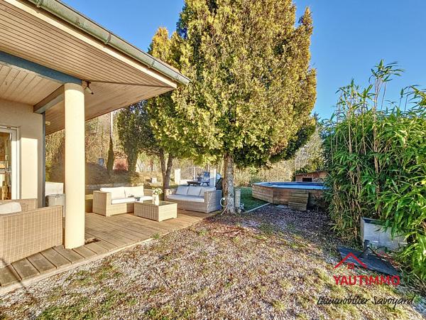 Lucinges (74380) Maison avec vue plongeante à vendre à Lucinges – Vue panoramique sur le Jura et le Jet d’eau de Genève