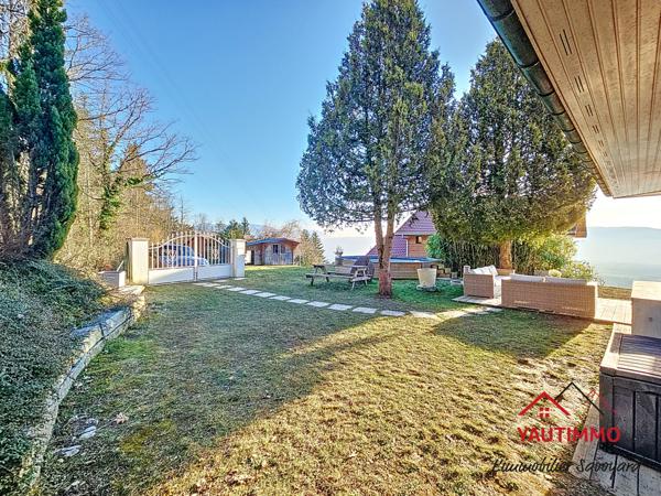 Lucinges (74380) Maison avec vue plongeante à vendre à Lucinges – Vue panoramique sur le Jura et le Jet d’eau de Genève
