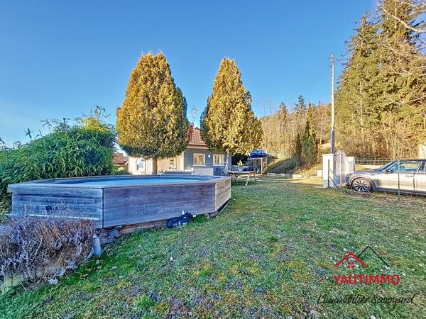 Lucinges (74380) Maison avec vue plongeante à vendre à Lucinges – Vue panoramique sur le Jura et le Jet d’eau de Genève