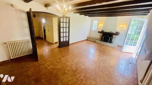 CARNAC entre bourg et plage : maison à rénover en exclusivité