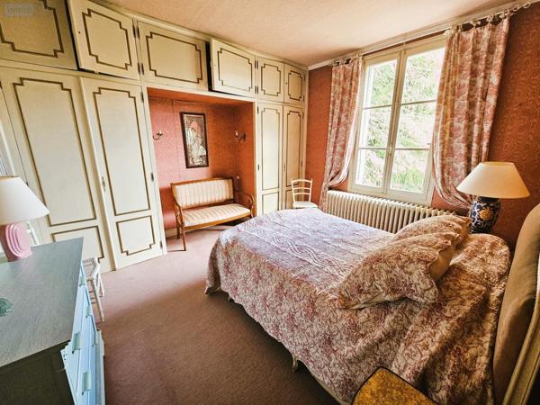 Propriete à vendre à Tours dans l'Indre-et-Loire (37000), ref : Château