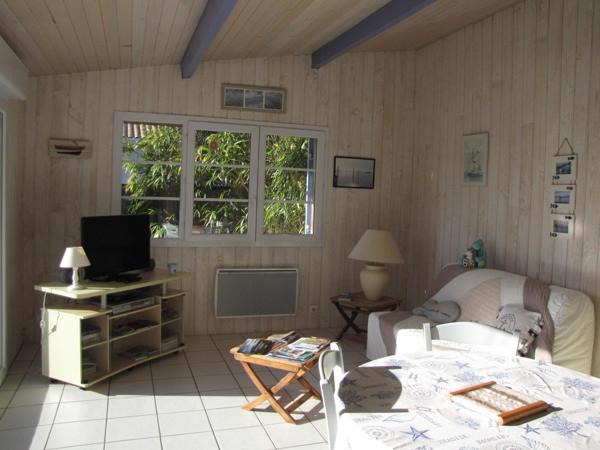 Villa t4 avec grand garage - dépendance aménagée - piscine - grand terrain