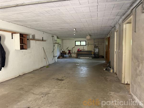 Vente
                Maison187 m² - 8 Pièces -
                    SAINT AMAND MONTROND (18200)