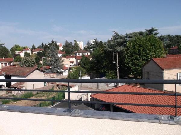 Appartement 2 pièces de 45 m² à Andrezieux boutheon