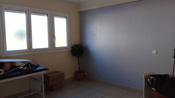 Immobilier Aubagne (13400) – Local commercial 60.69m2 – 850 €