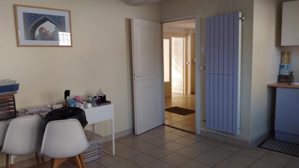 Immobilier Aubagne (13400) – Local commercial 60.69m2 – 850 €