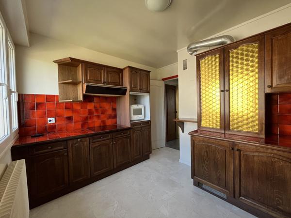 Location Appartement47,96 m² - 2 Pièces - EVREUX (27000)