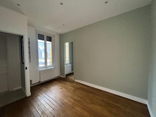 TYPE 2 - HYPER CENTRE