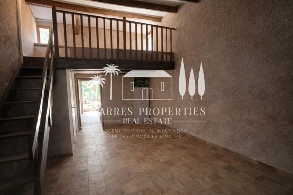 Maison 3 pièces / ~147 m² avec piscine – À proximité de Saint-Tropez 737 000 €