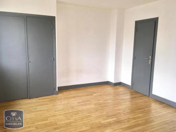 Appartement à louer 1 pièce 24.39m² Clermont-Ferrand (63000)