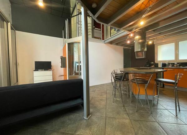 Appartement à louer    2 pièces • 77,30 m2 Villefranche-sur-Saône