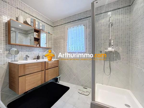 Vente Maison 6 pièces 152 m2 à Bourgoin-Jallieu