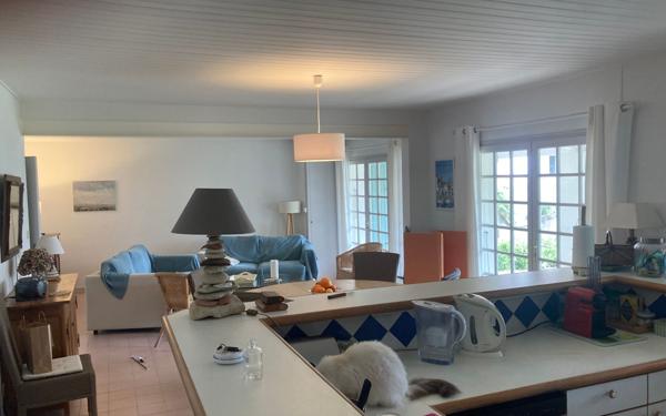 Maison à vendre    4 pièces •  La Flotte