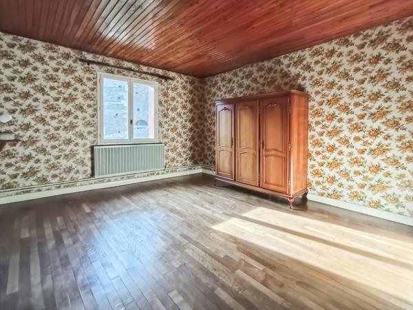 Pellerey (21440) Maison de 108 m² avec dépendances 21440 PELLEREY