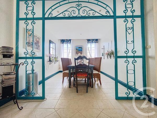 Maison à vendre  7 pièces - 203,97 m 2   ROCHEFORT  - 17