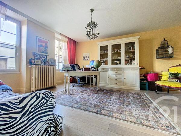 Maison à vendre  7 pièces - 203,97 m 2   ROCHEFORT  - 17