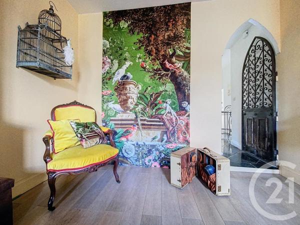 Maison à vendre  7 pièces - 203,97 m 2   ROCHEFORT  - 17