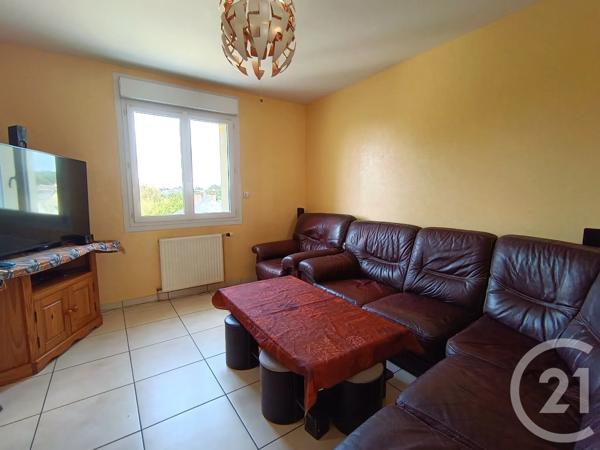 Maison à vendre  5 pièces - 129 m 2   MONTSURS ST CENERE  - 53