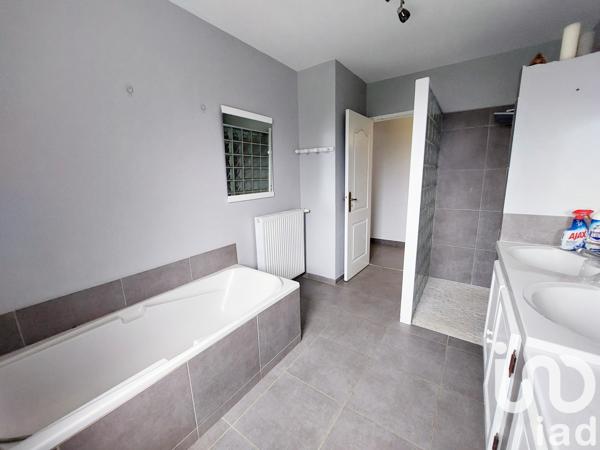 Maison à vendre 6 pièces 180 m² Arces-Dilo