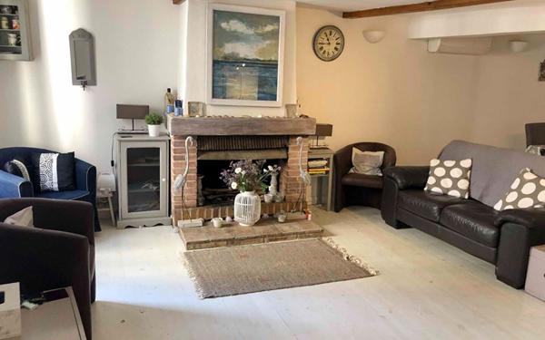 Maison à vendre    5 pièces •  Marseillan