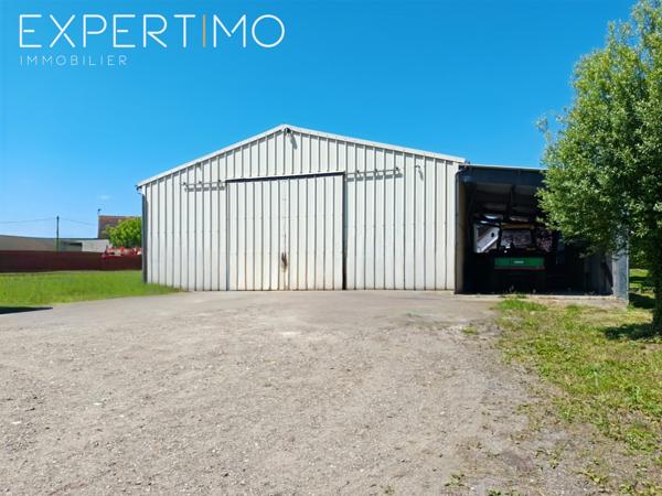 Rue (80120) Belle propriété avec 2 hangars, idéal artisan, entrepreneur ou collectionneur !