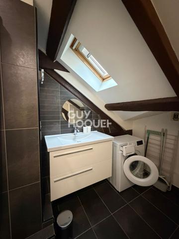 APPARTEMENT À LOUER DE 3 PIÈCES DE 63,00 M²