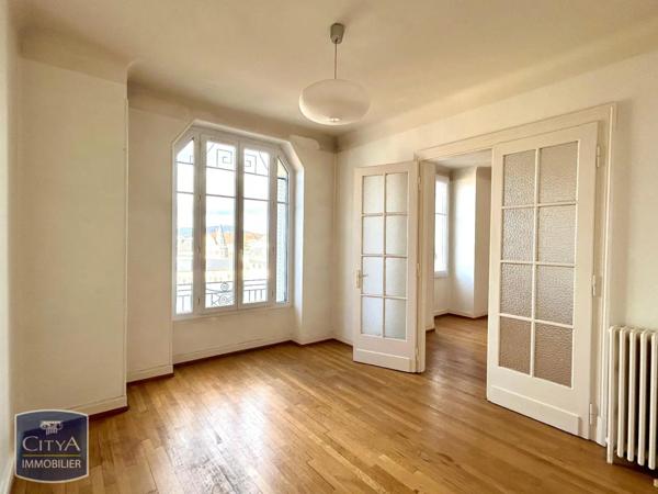 Appartement à louer 5 pièces 125m²