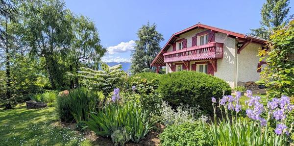 Maison rénovée avec vue panoramique sur le lac du Bourget