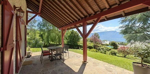 Maison rénovée avec vue panoramique sur le lac du Bourget