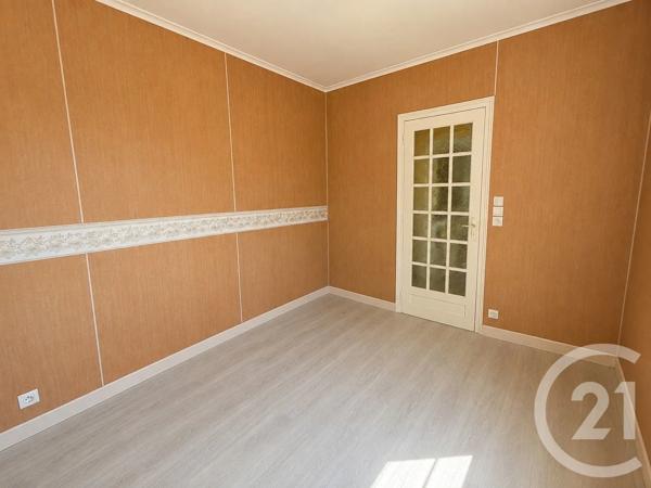 Maison à vendre  5 pièces - 151,83 m 2   YVRE L EVEQUE  - 72