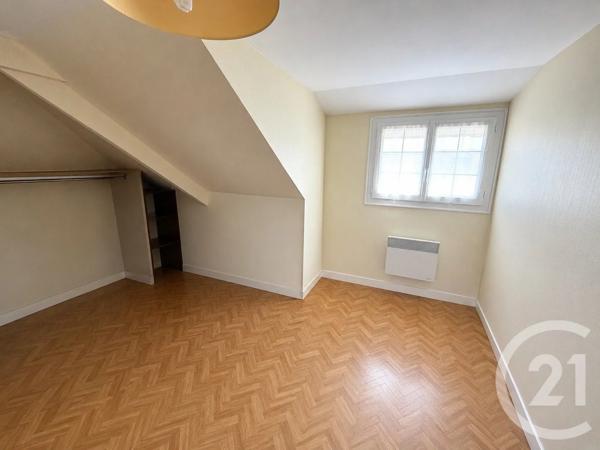 Maison à vendre  5 pièces - 151,83 m 2   YVRE L EVEQUE  - 72