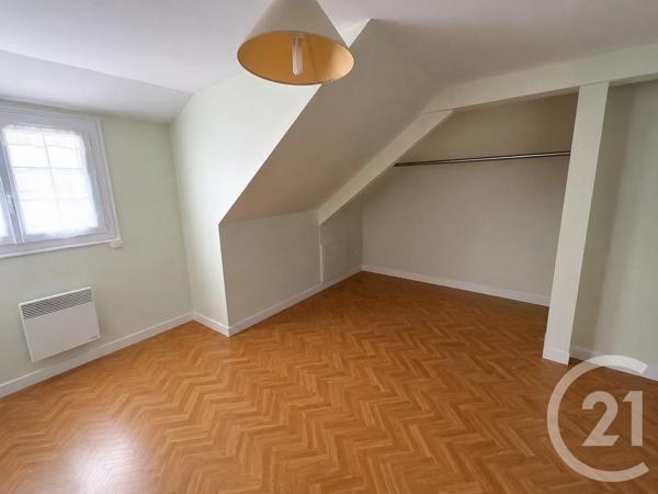 Maison à vendre  5 pièces - 151,83 m 2   YVRE L EVEQUE  - 72