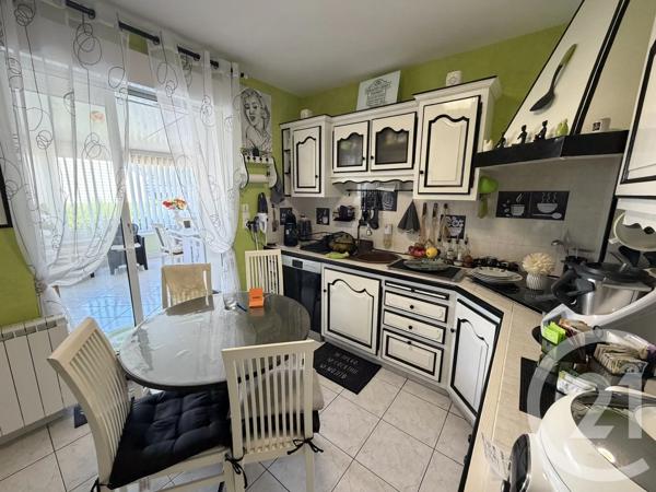 Maison à vendre  5 pièces - 151,83 m 2   YVRE L EVEQUE  - 72