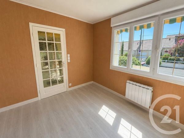 Maison à vendre  5 pièces - 151,83 m 2   YVRE L EVEQUE  - 72