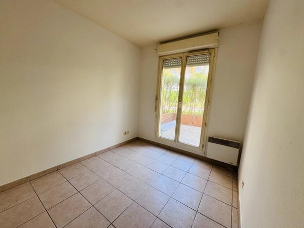 Vente                                                      Appartement
                        
                     2 pièces                      42 m2                     à Nice