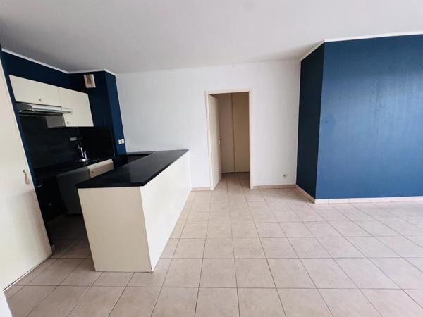 Vente                                                      Appartement
                        
                     2 pièces                      42 m2                     à Nice