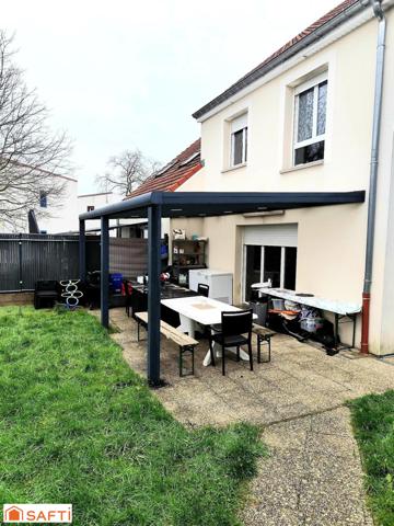 Maison 5 pièces, 4 chambres, terrasse, quartier calme.