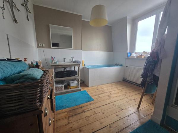 Maison Semi bourgeoise 3 chambres et jardin 120 m2