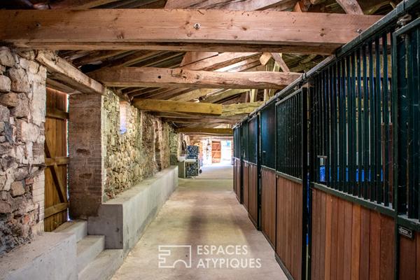 Ferme au charme rustique et cadre naturel avec dépendances