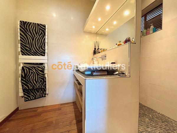 Vente
                Maison155 m² - 6 Pièces -
                    SAINT MEDARD EN JALLES (33160)